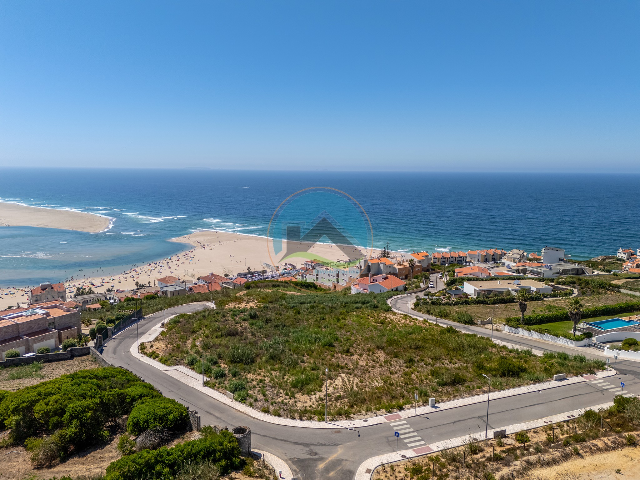 Lote para Construção com Vista Exclusiva para o Atlântico e Lagoa