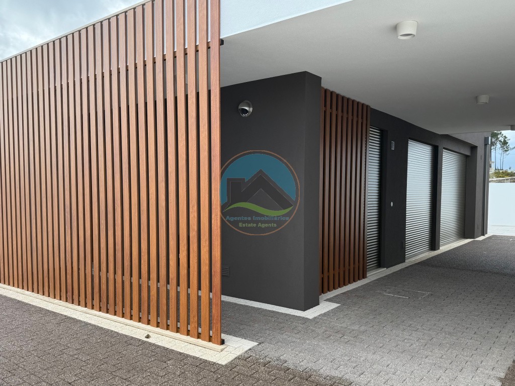 Moradia T2 térrea de qualidade superior com cave - inserida em Urbanização junto da praia e mar — Foto 28