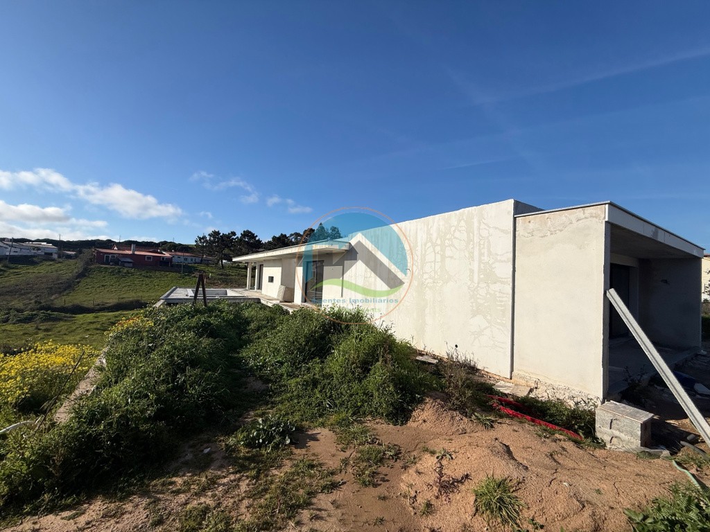 Moradia T4 com garagem, piscina e jardim - Salir de Matos, Caldas da Rainha — Foto 16