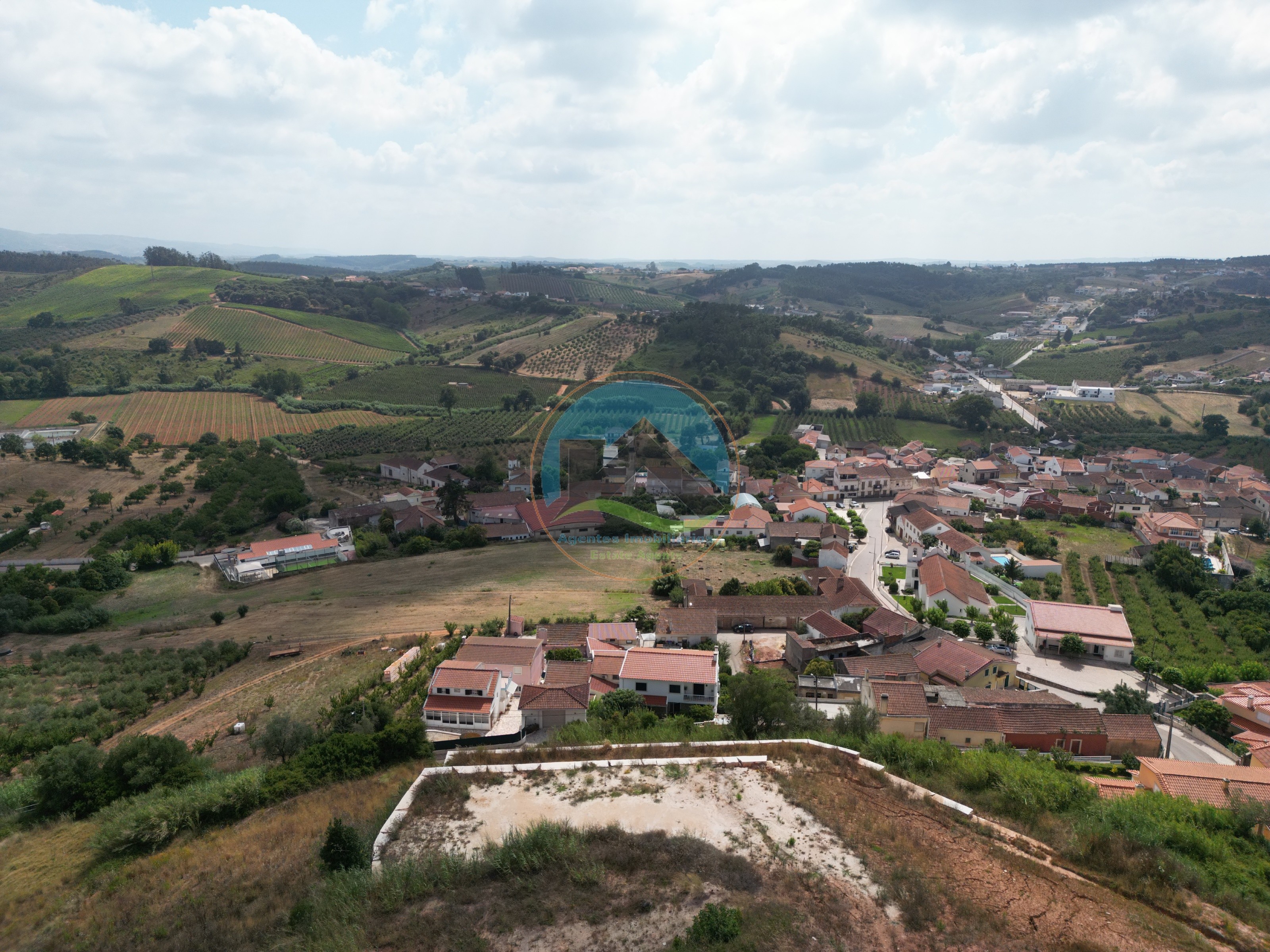 Terreno com Projeto Aprovado para Moradia Contemporânea em Figueiros — Foto 6