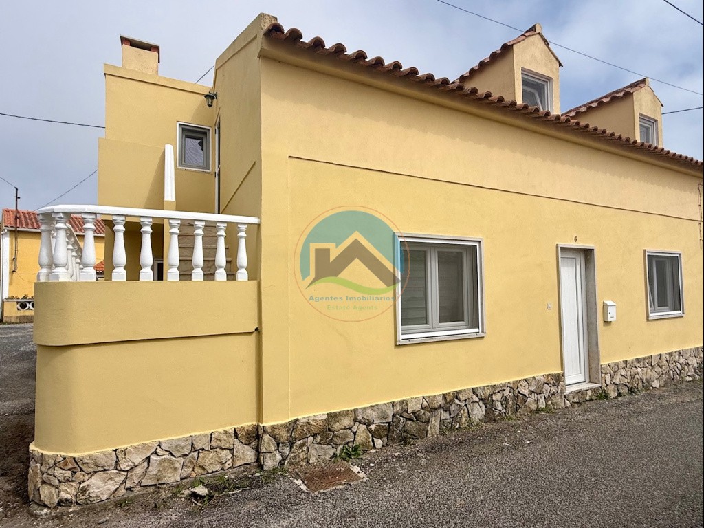 Casa remodelada T1+3 com sótão habitável - a 10 min. de Caldas da Rainha — Foto 2