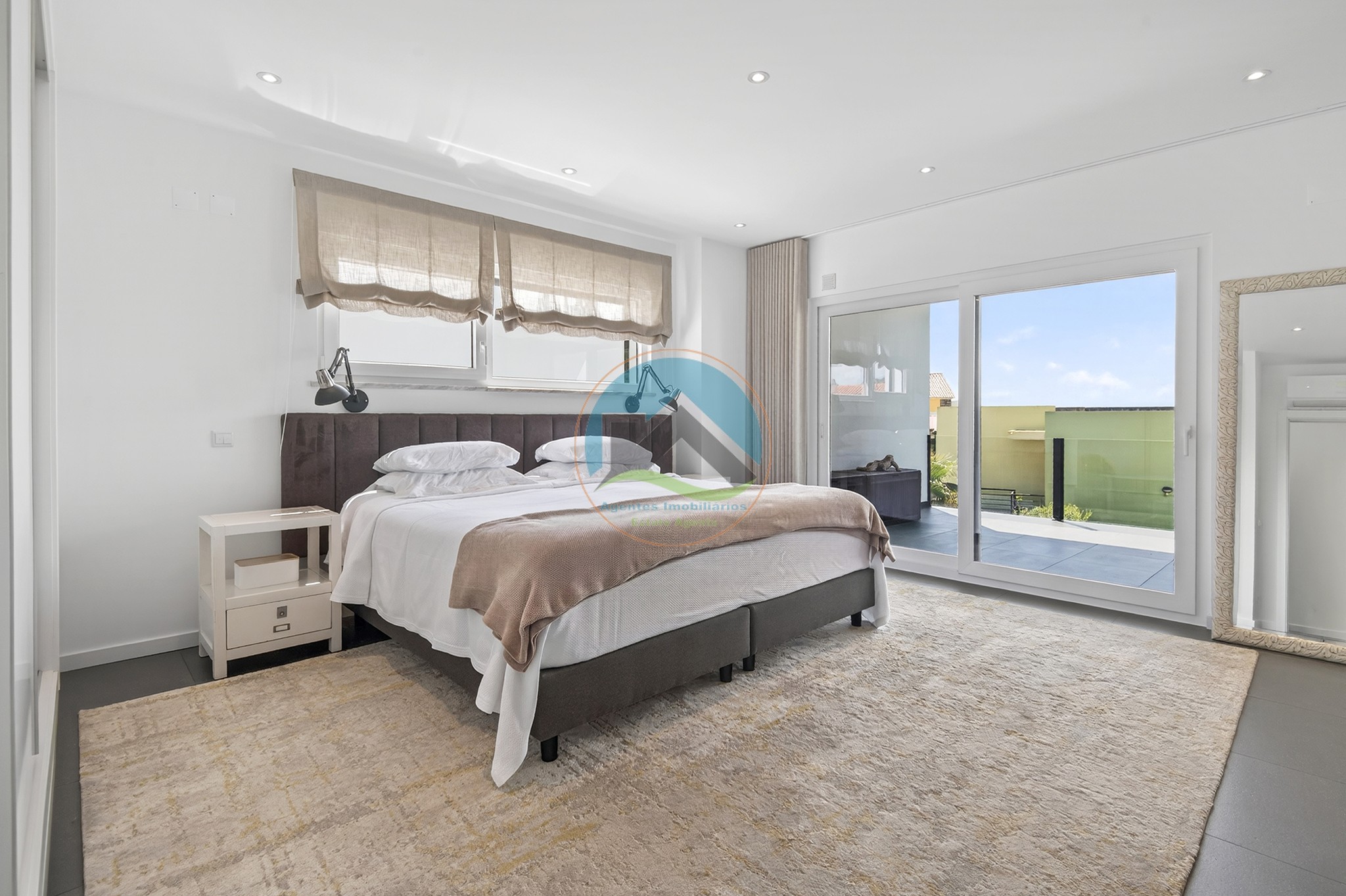 Moradia contemporânea junto ao mar com piscina privada - Foz — Foto 22