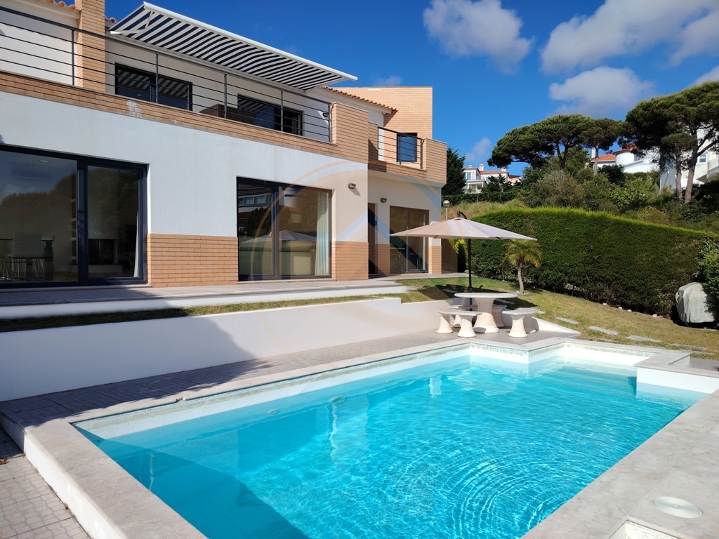 Villa contemporânea com piscina — Foto 3