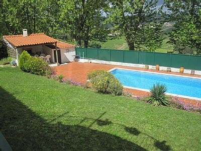Deslumbrante moradia isolada com piscina — Foto 9