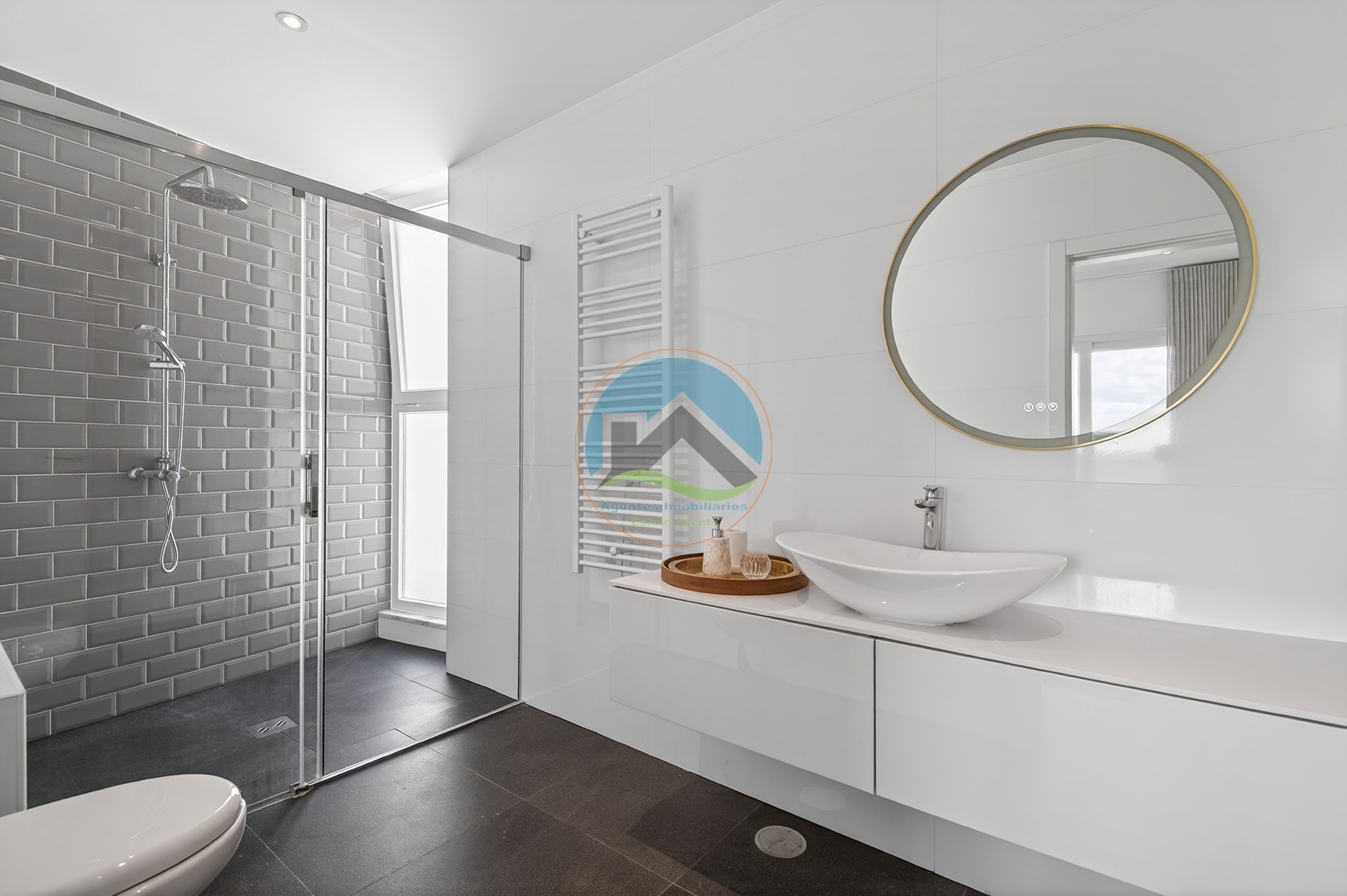 Moradia contemporânea junto ao mar com piscina privada - Foz — Foto 26