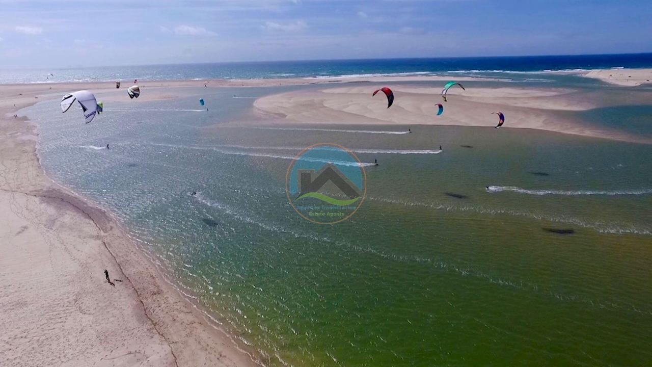 Terreno com projeto para 2 moradias e vista deslumbrante para — Foto 13