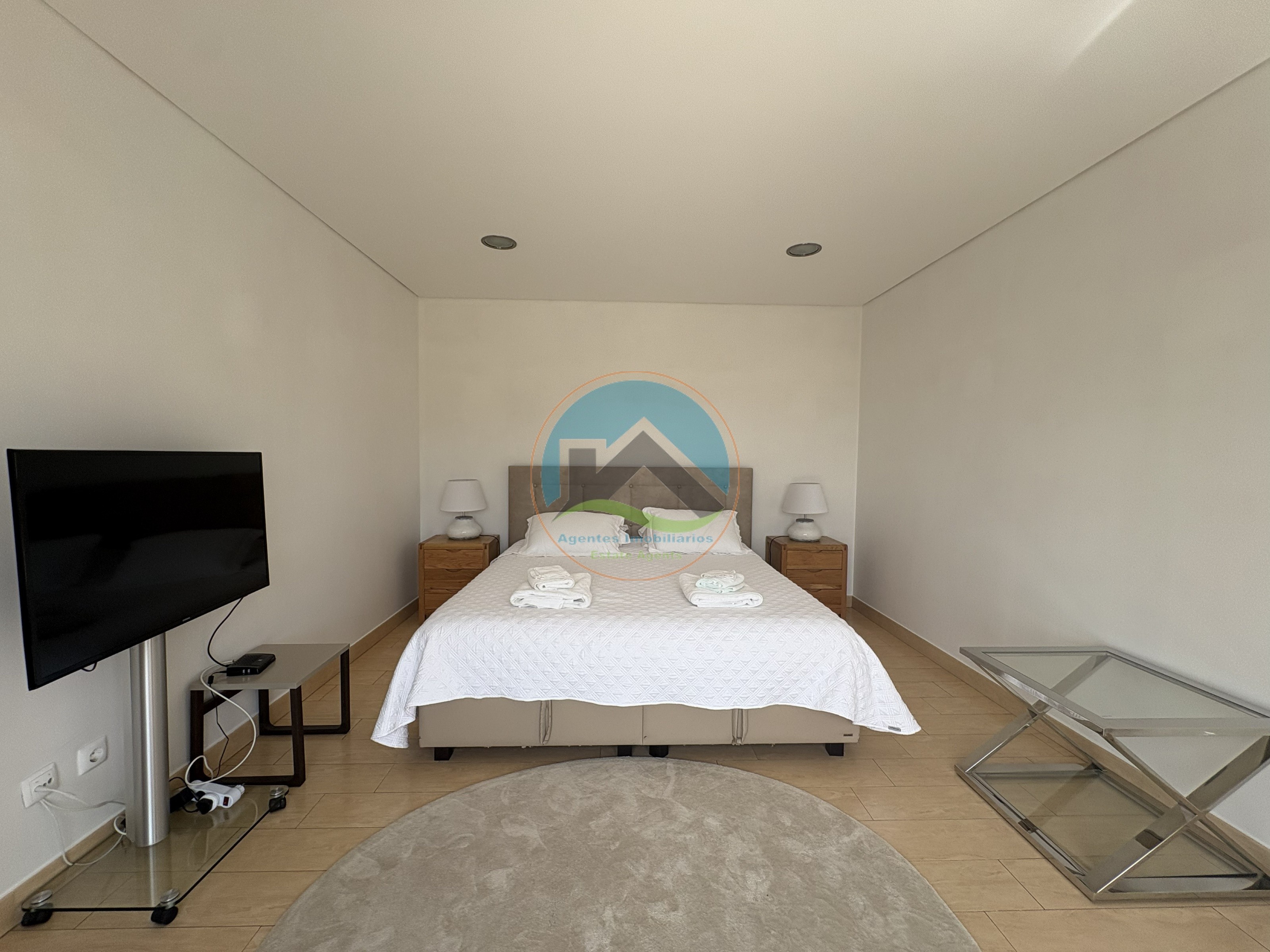 Moradia Contemporânea de Luxo com Vista Deslumbrante sobre a — Foto 41